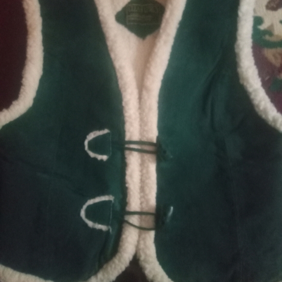 🤠Clean Lines Classics By Levad Fashion Leather & Faux Fur Vest Size Medium - Picture 2 of 4